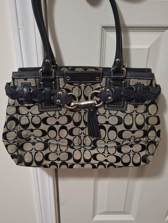 Coach Handbags - Coach Hamptons Signature Carryall Tote